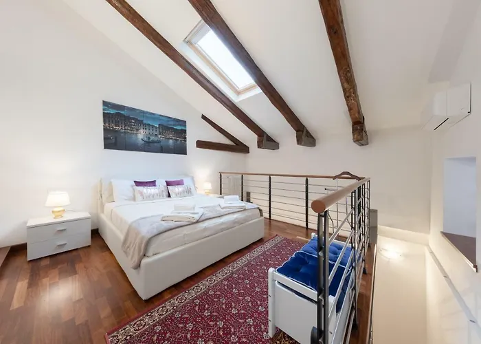 Ca\' del Pozzo Loft Apartment